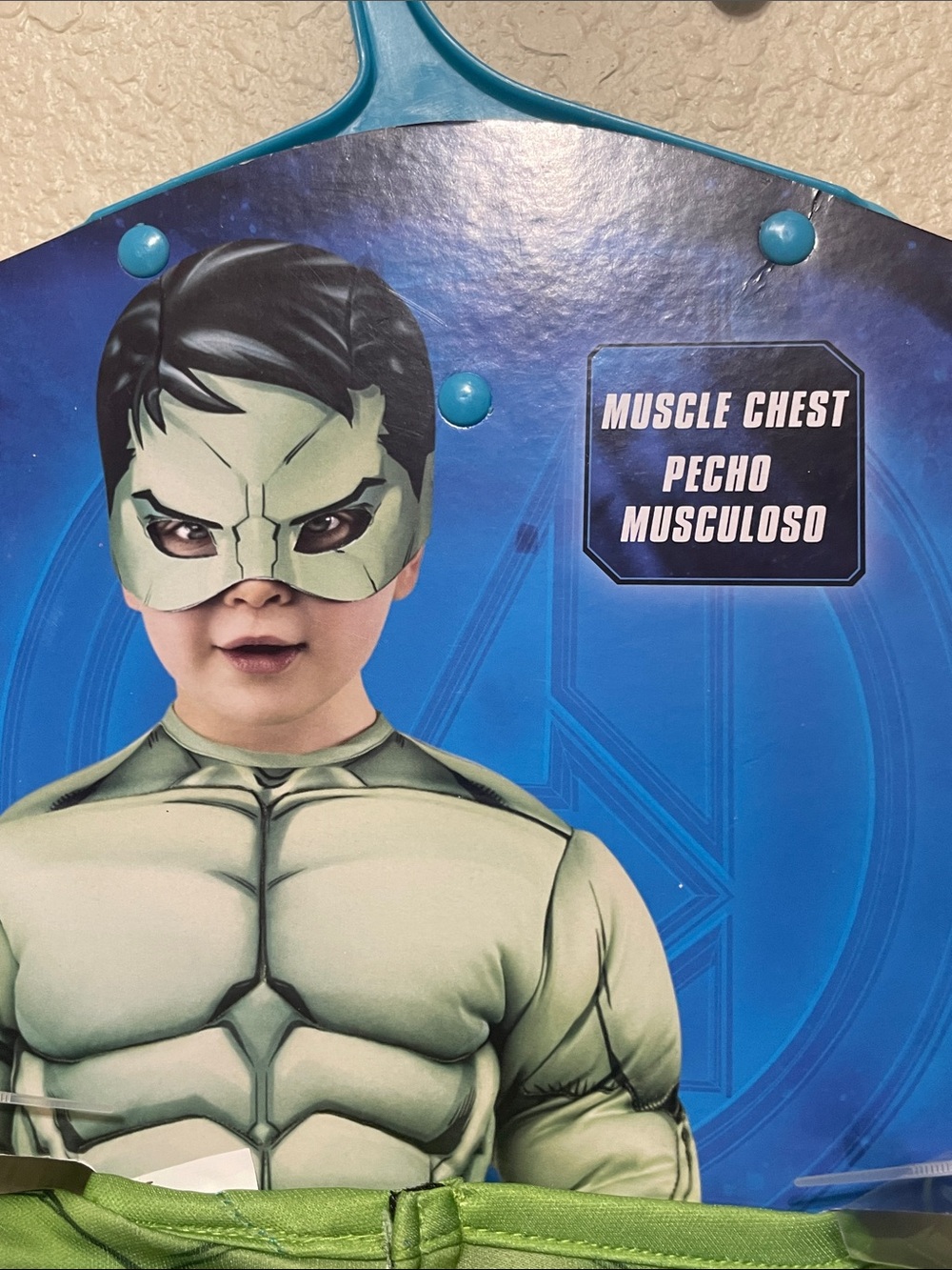Marvel Avengers Child's Hulk Costume. NWT. Size 3T/ 4T. - Picture 3 of 9
